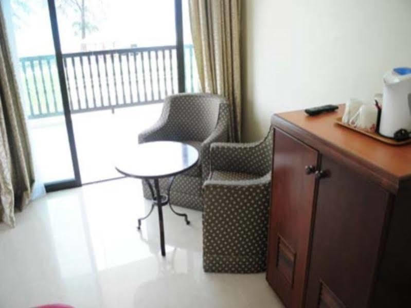 Mersing Beach Resort Esterno foto