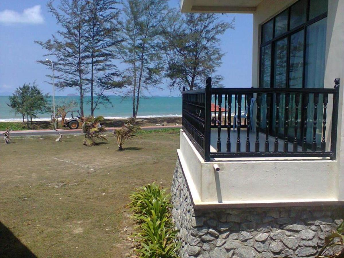 Mersing Beach Resort Esterno foto